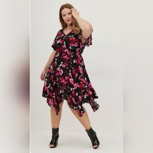 Torrid - Flutter Sleeve Midi Dress - Gauze Floral Black - size 2 (18/20)